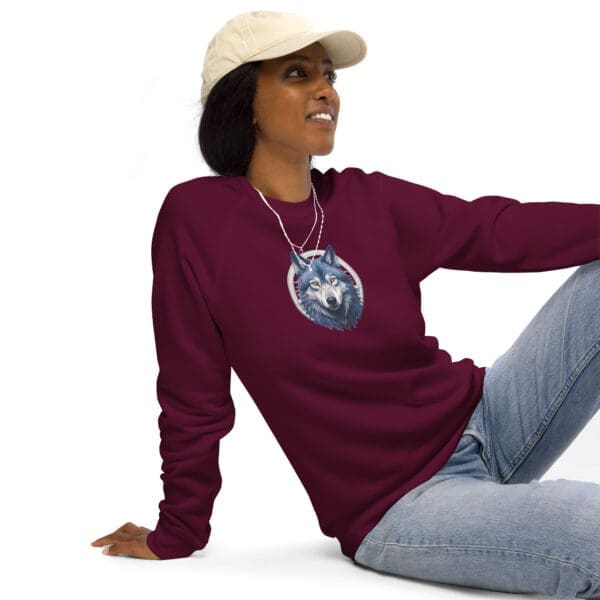 Siberian Wolf Unisex organic raglan sweatshirt - Image 3